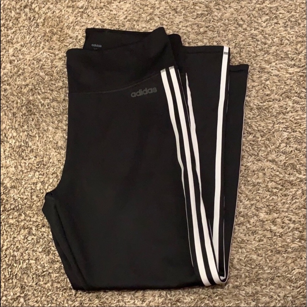2/$30 1 Adidas Climalite & 1 Adidas soft/spandex